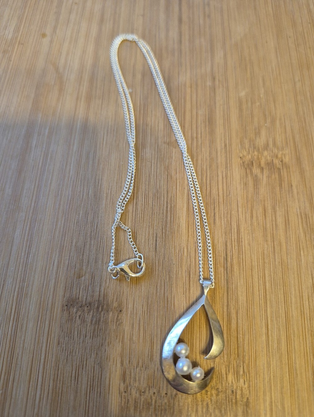 Sterling Silver White Pearl Necklace